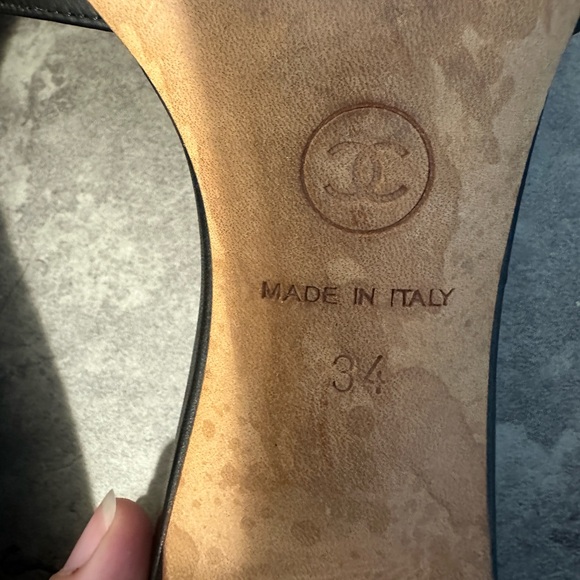 Chanel Silver Logo Black Kitten Heels - Picture 4 of 11